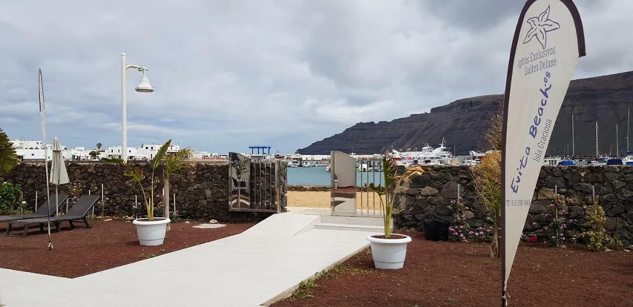 Apartment La Graciosa Magnolia Evita Beach, Frente Mar Caleta de Sebo Spain